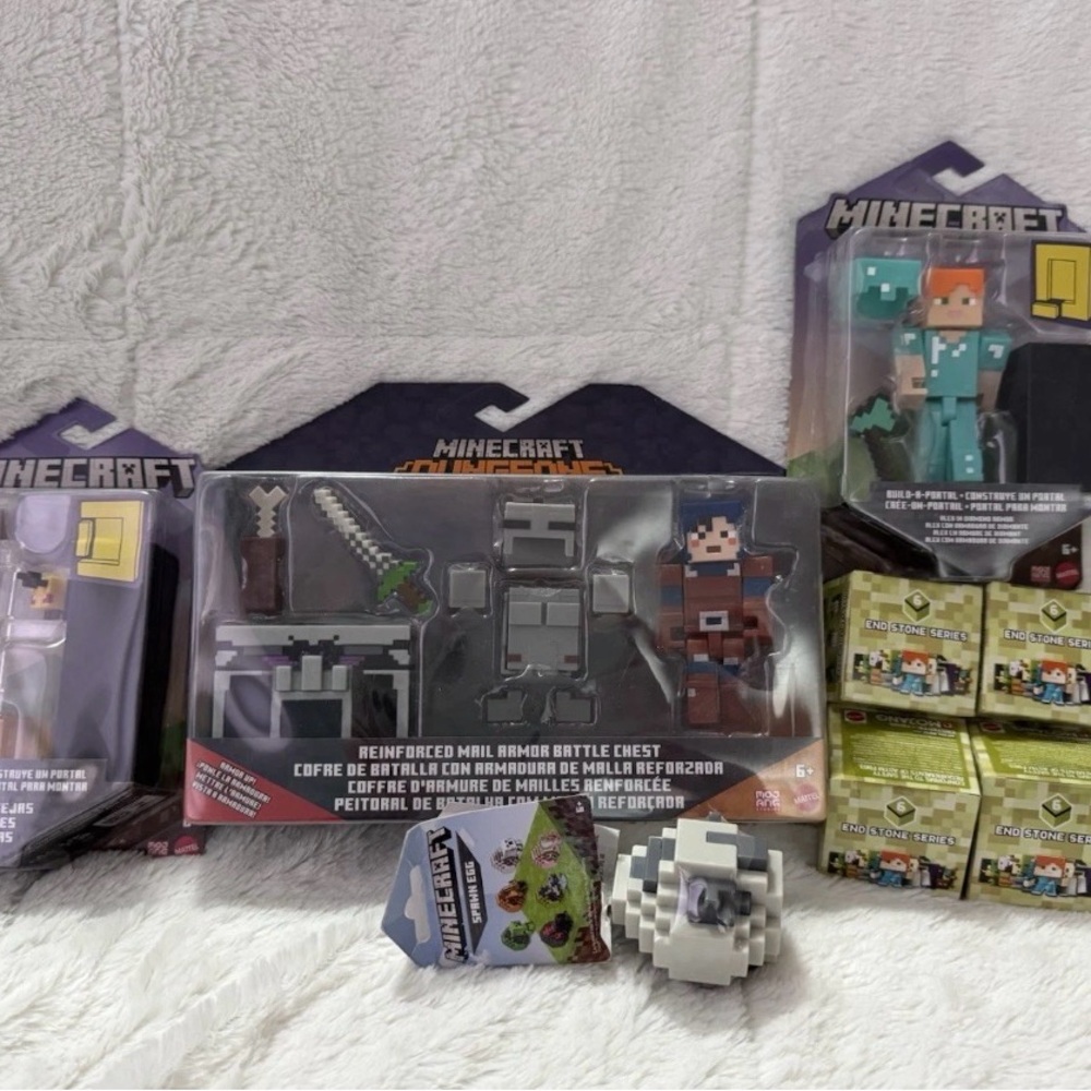 Mattel Minecraft Action Figures Set - Gray, Green, Brown